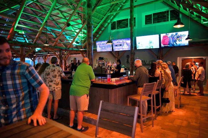 Cape Crossing Resort & Marina Merritt Island エクステリア 写真
