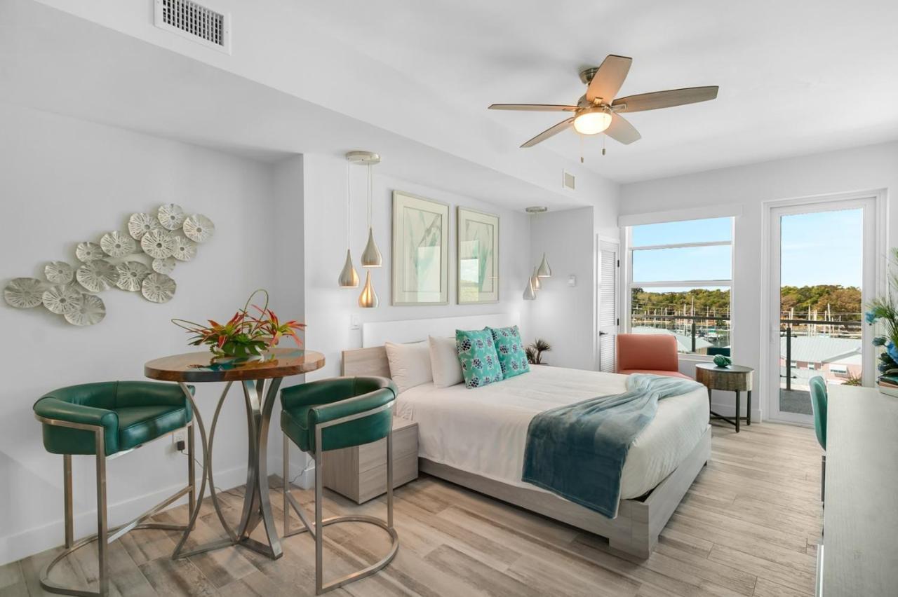 Cape Crossing Resort & Marina Merritt Island エクステリア 写真